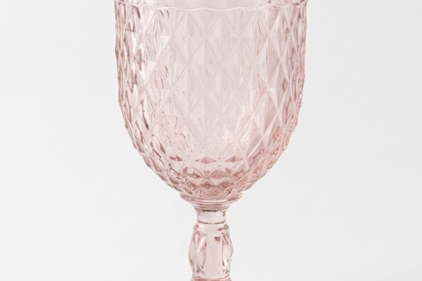 Pink cut drinking goblets rental