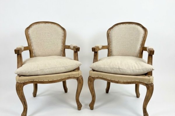 Rudy Chairs rental